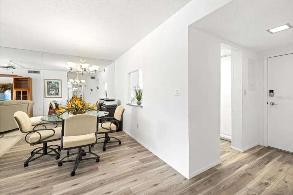 1300 N Portofino Drive Sarasota FL 34242