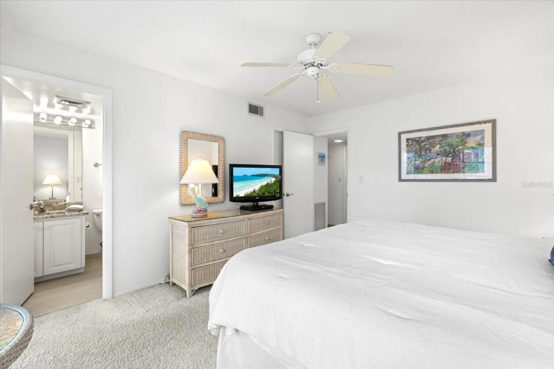 1300 N Portofino Drive Sarasota FL 34242
