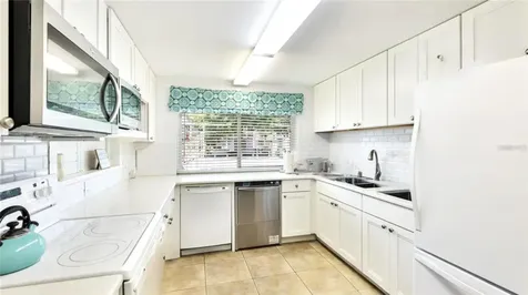 1300 N Portofino Drive Sarasota FL 34242