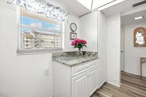 1300 N Portofino Drive Sarasota FL 34242