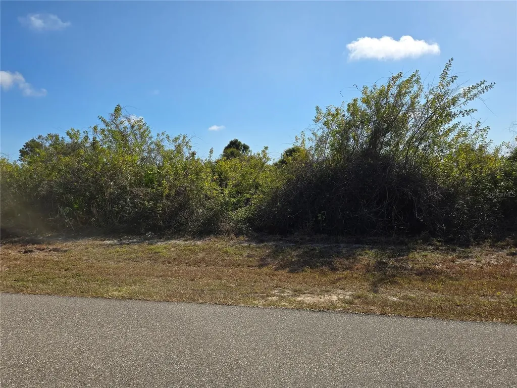 277 Baytree Drive Rotonda West FL 33947