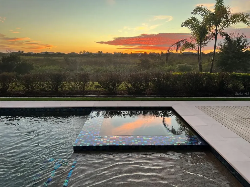 7982 Redonda Loop Bradenton FL 34202