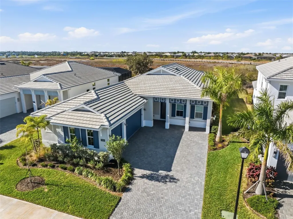 7982 Redonda Loop Bradenton FL 34202