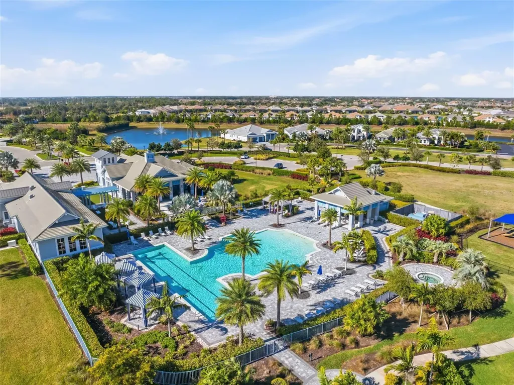 7982 Redonda Loop Bradenton FL 34202