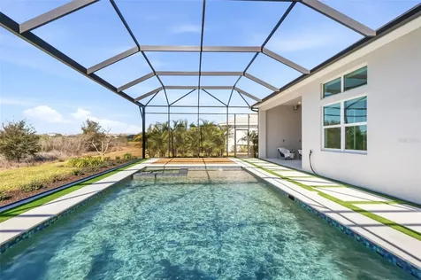 7982 Redonda Loop Bradenton FL 34202