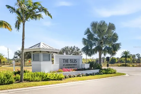 7982 Redonda Loop Bradenton FL 34202