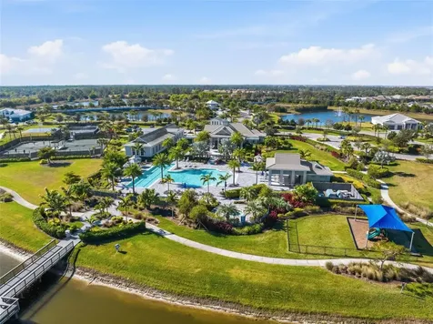 7982 Redonda Loop Bradenton FL 34202