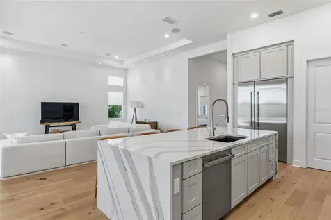 7982 Redonda Loop Bradenton FL 34202
