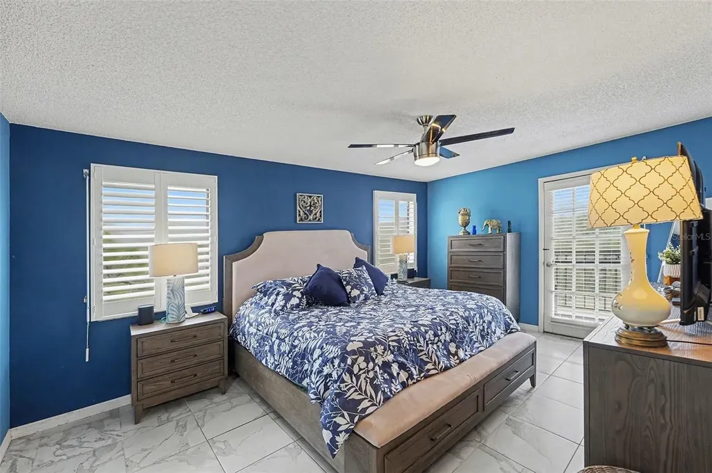 8198 Terrace Garden Drive N St Petersburg FL 33709