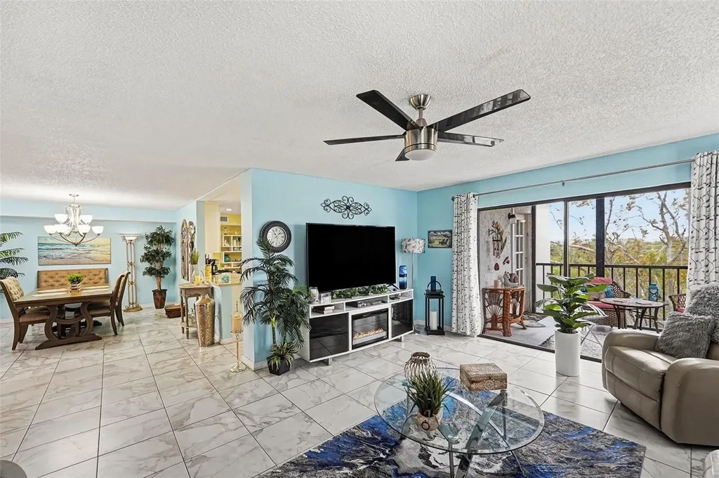 8198 Terrace Garden Drive N St Petersburg FL 33709