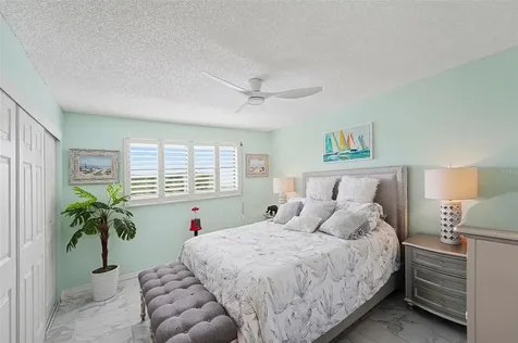 8198 Terrace Garden Drive N St Petersburg FL 33709