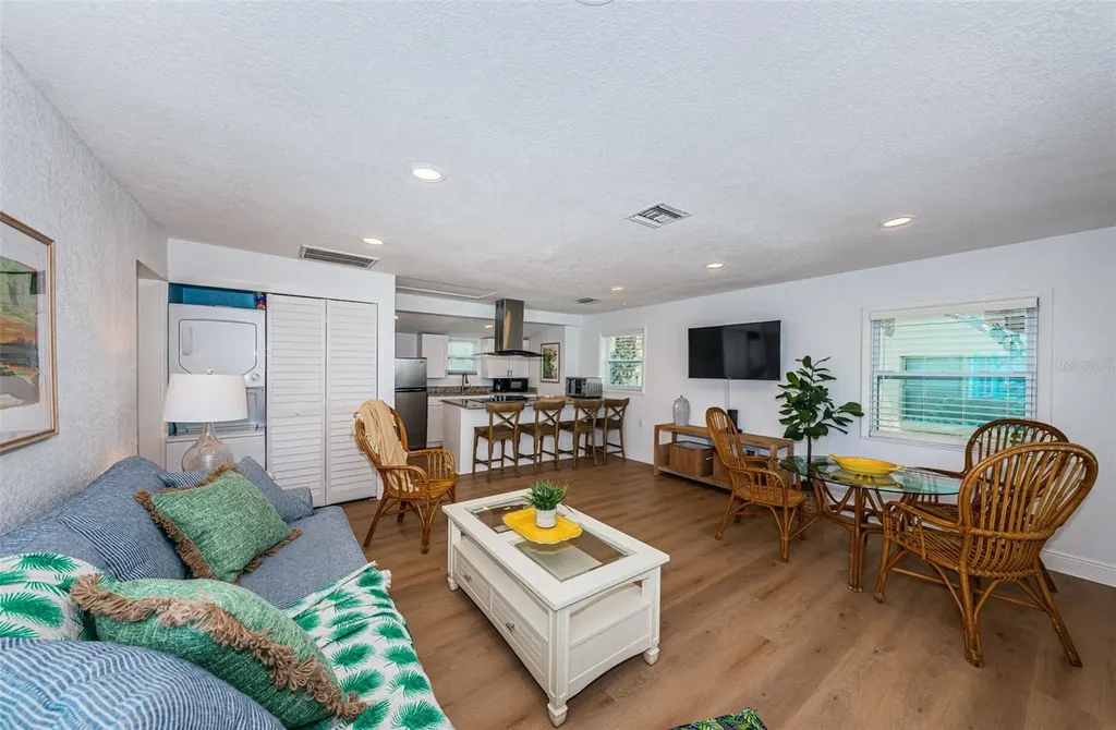 504 70th Avenue St Pete Beach FL 33706