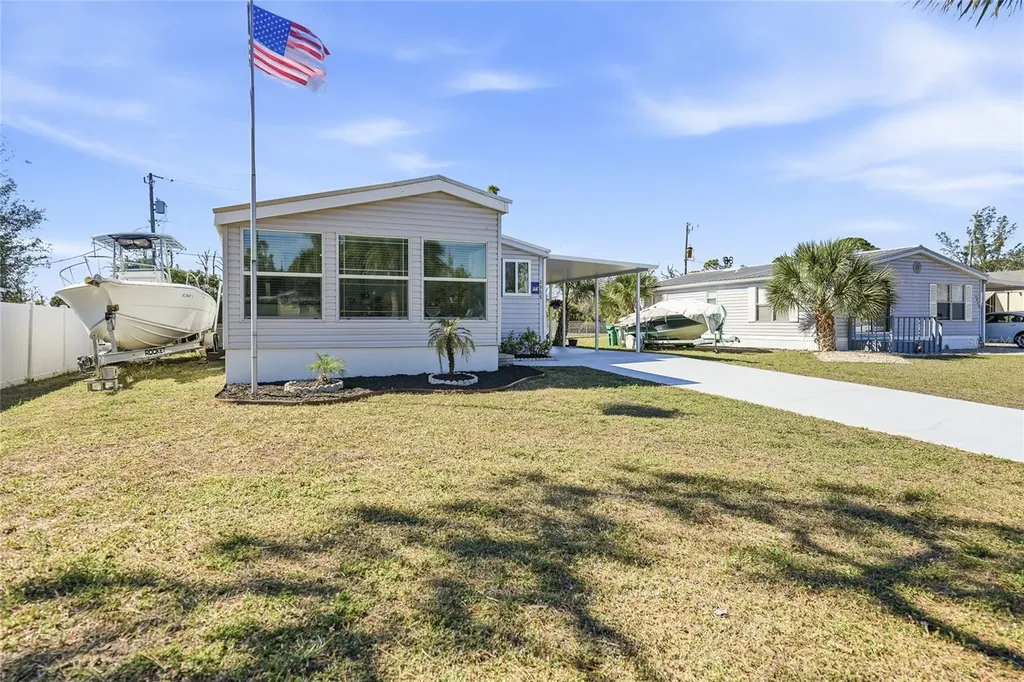 2988 Bourbon Street Englewood FL 34224