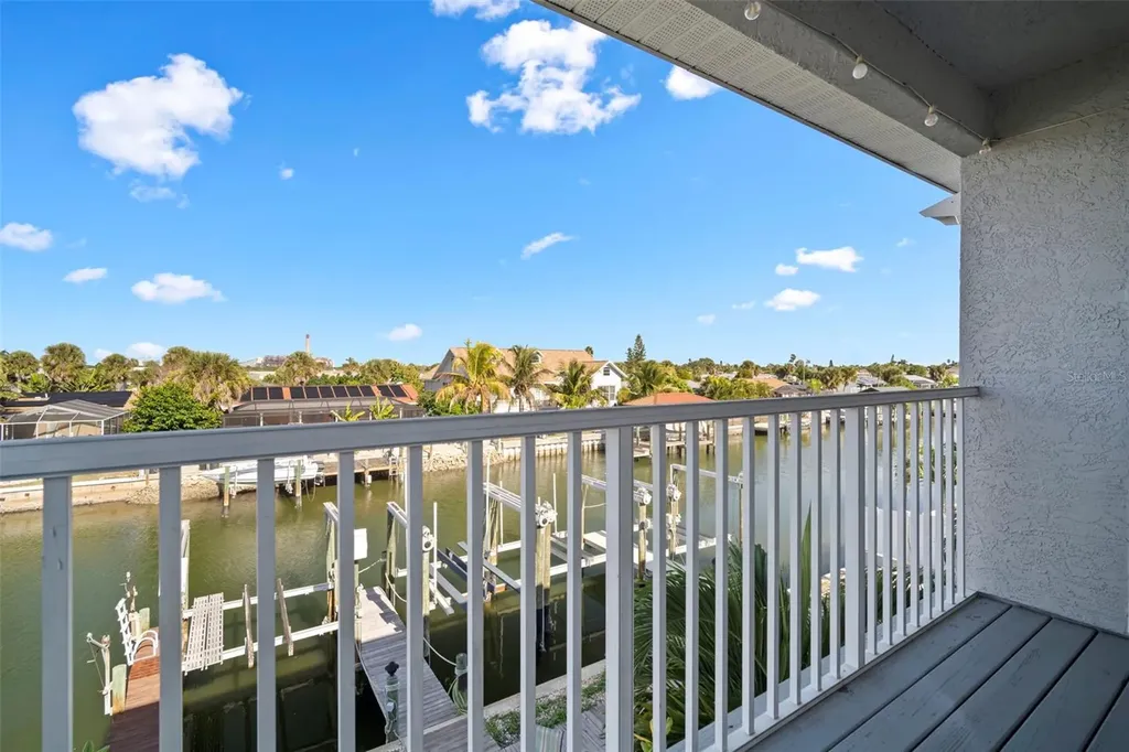 1013 Apollo Beach Boulevard Apollo Beach FL 33572