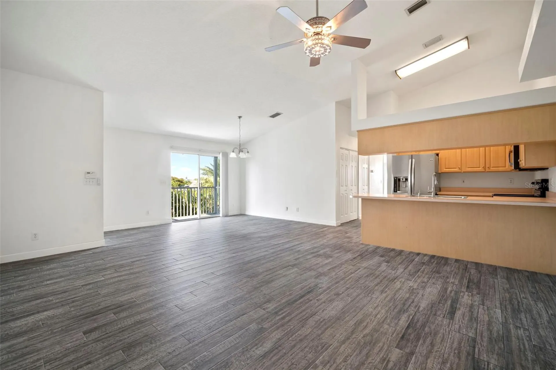 1013 Apollo Beach Boulevard Apollo Beach FL 33572
