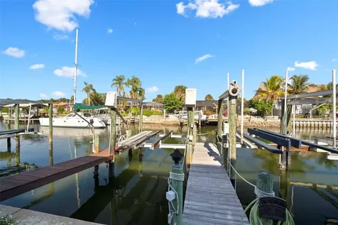 1013 Apollo Beach Boulevard Apollo Beach FL 33572
