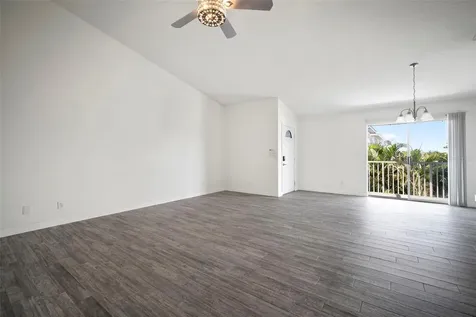 1013 Apollo Beach Boulevard Apollo Beach FL 33572