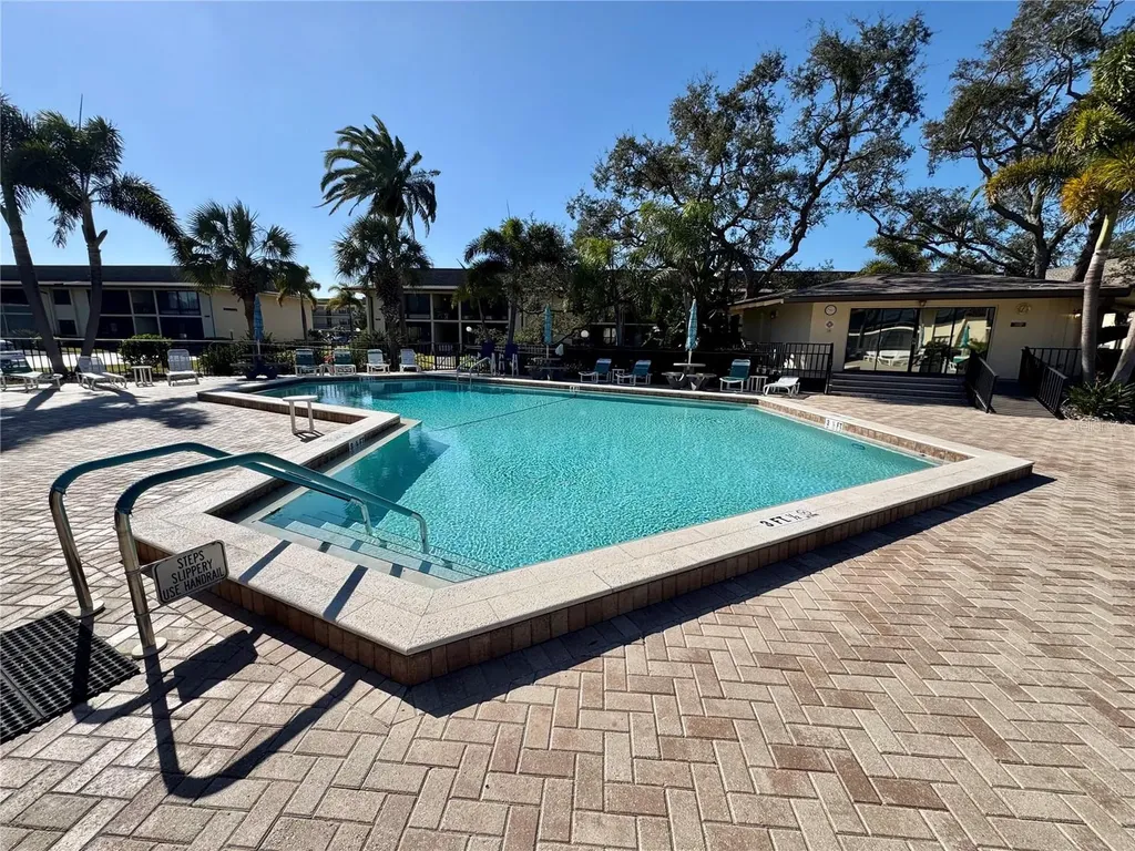 12300 Vonn Road Largo FL 33774