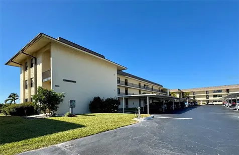 12300 Vonn Road Largo FL 33774