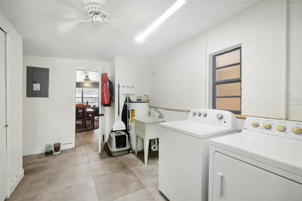 908 Skyview Drive Brandon FL 33510