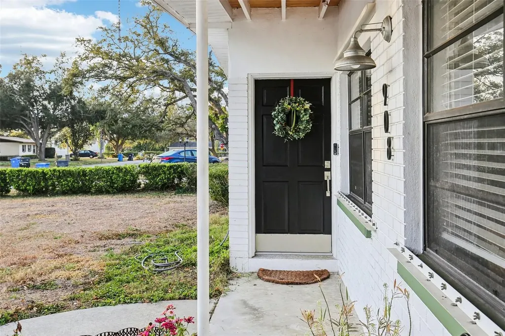 908 Skyview Drive Brandon FL 33510