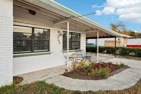 908 Skyview Drive Brandon FL 33510