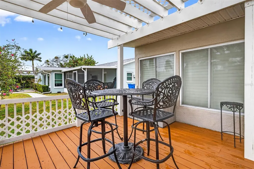 8718 Tahiti Lane Tampa FL 33615