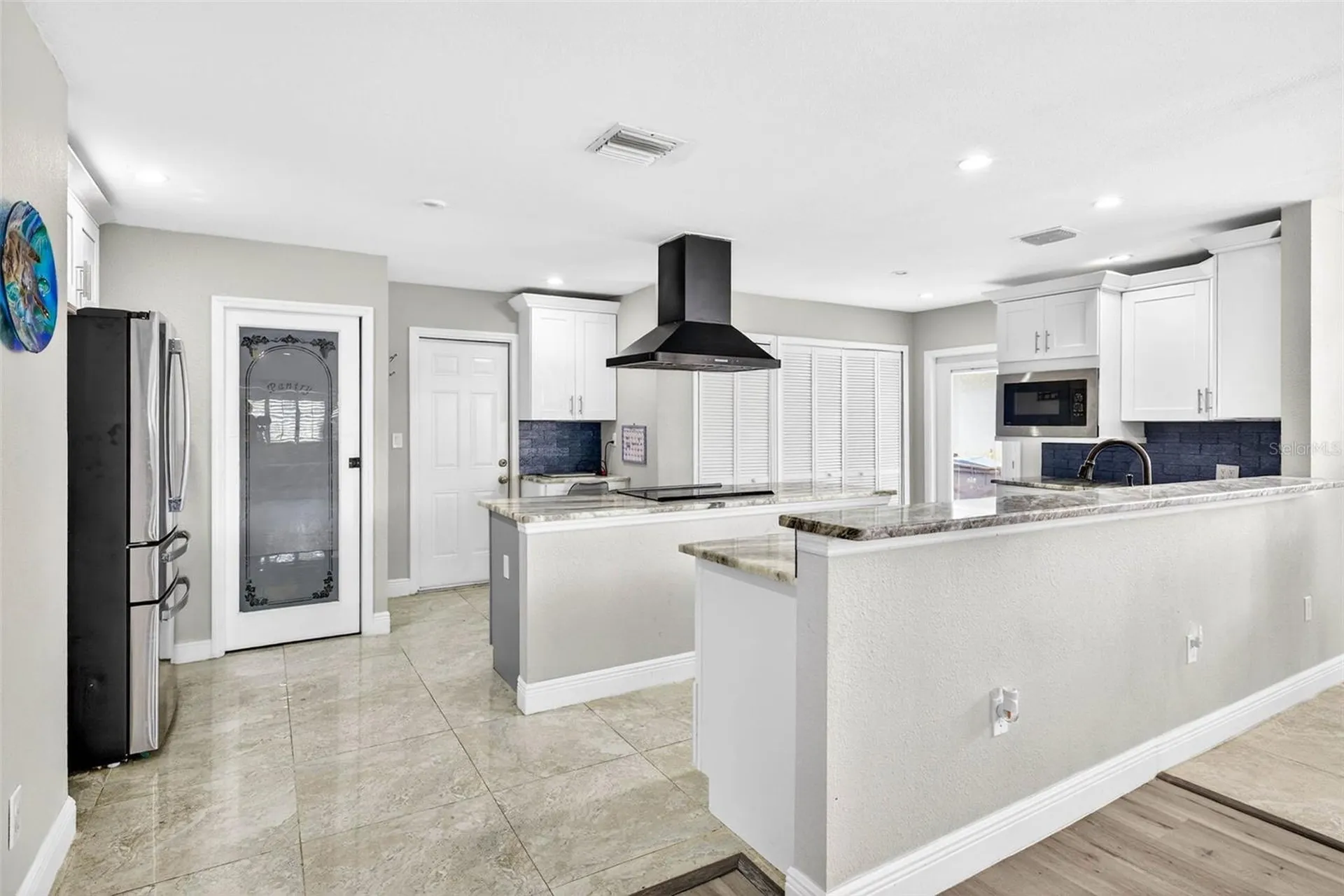 8718 Tahiti Lane Tampa FL 33615