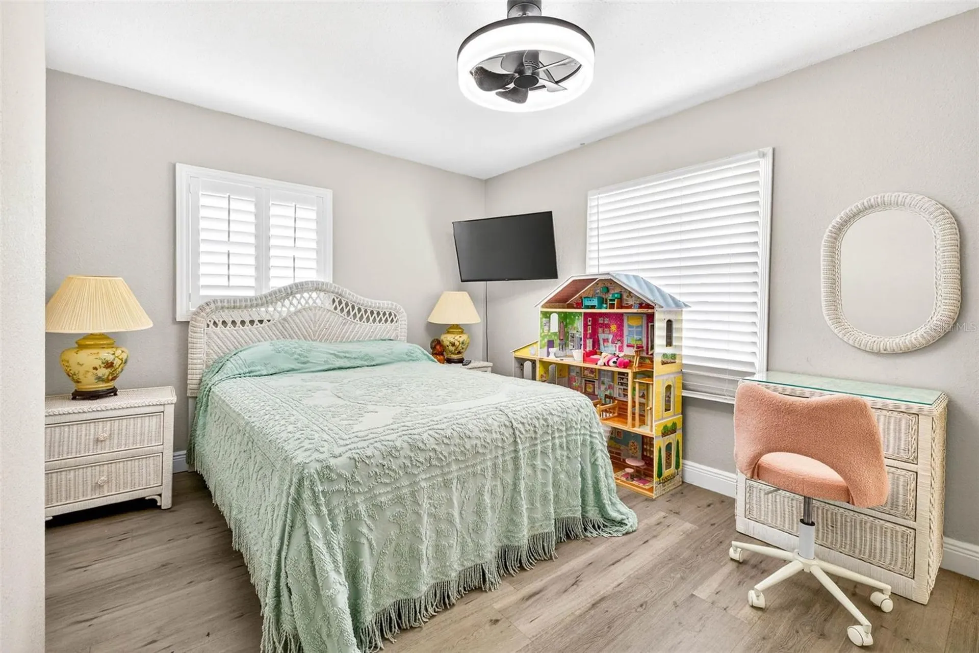 8718 Tahiti Lane Tampa FL 33615