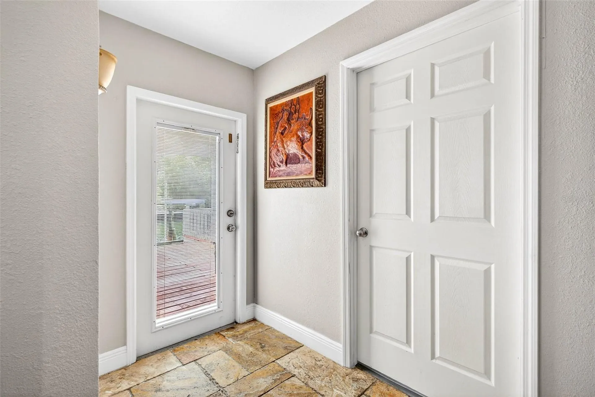 8718 Tahiti Lane Tampa FL 33615