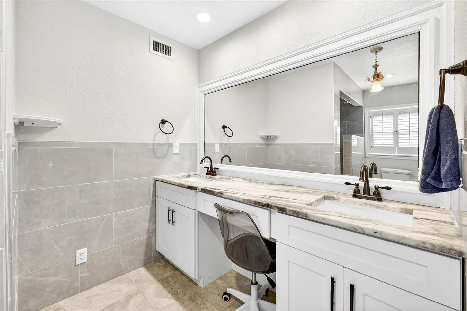 8718 Tahiti Lane Tampa FL 33615