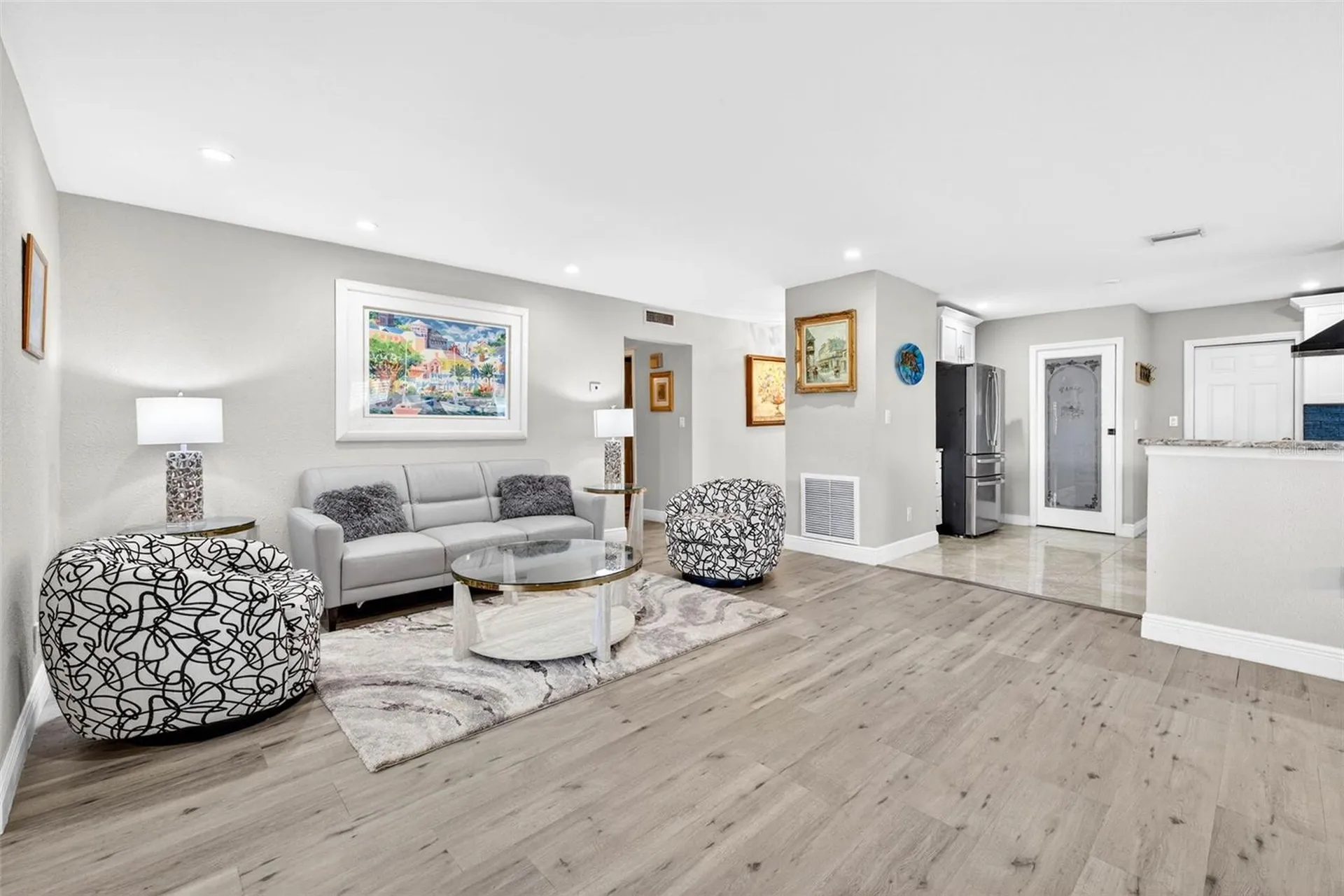8718 Tahiti Lane Tampa FL 33615
