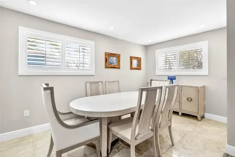 8718 Tahiti Lane Tampa FL 33615
