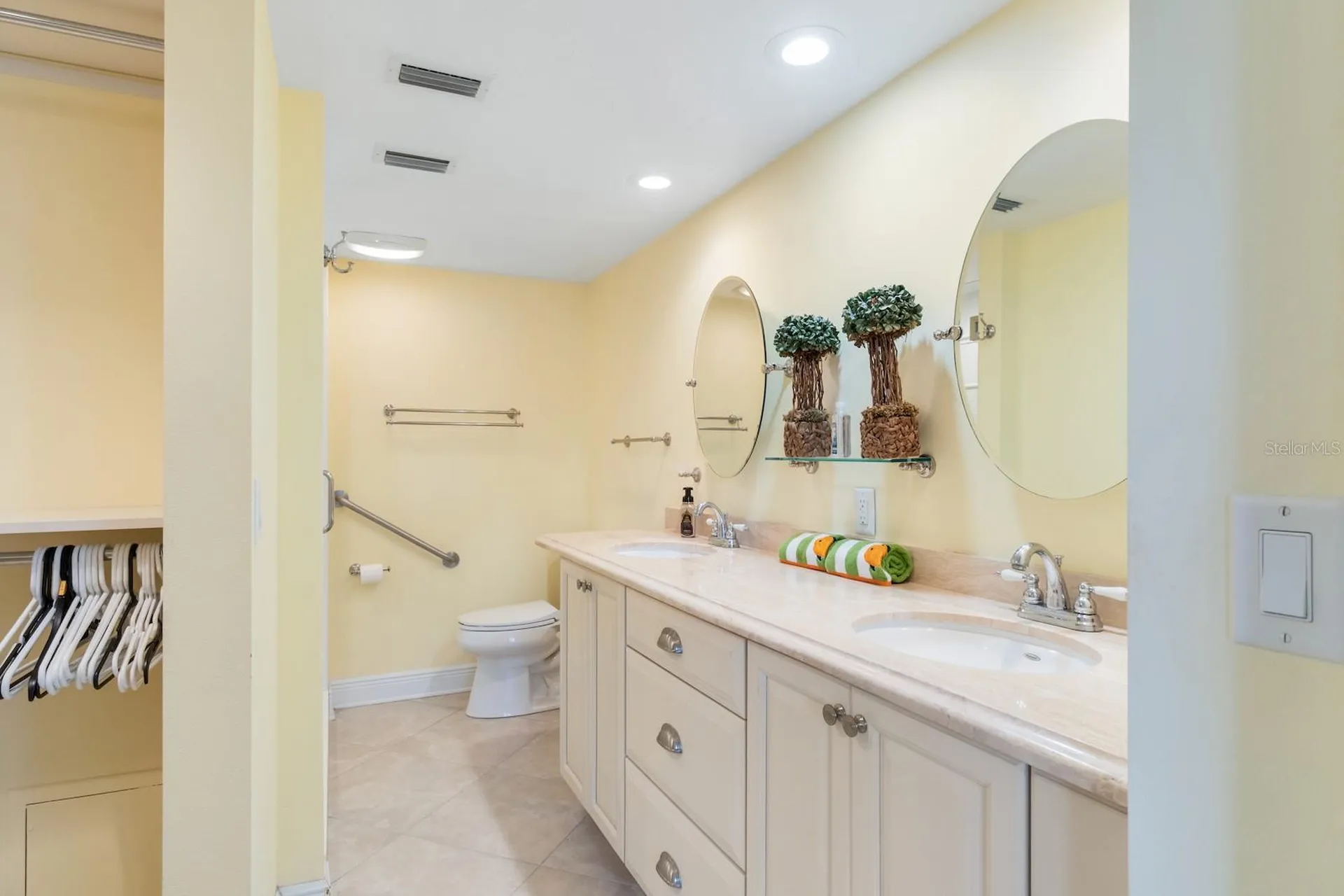 8767 Midnight Pass Road Sarasota FL 34242