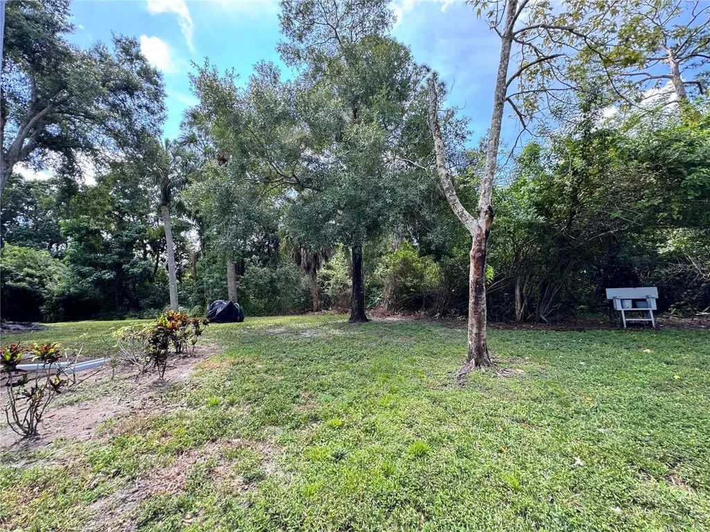 3610 59th Avenue W Bradenton FL 34210
