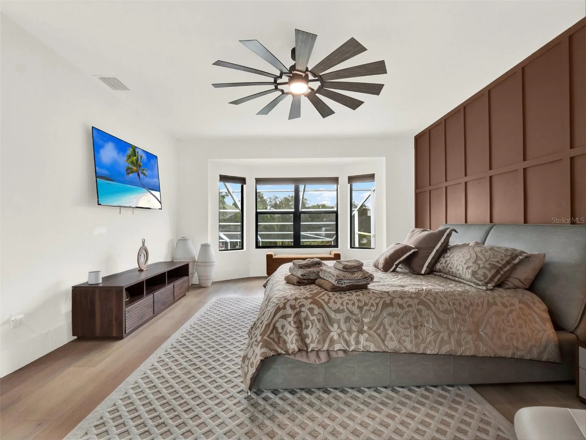 9111 Mid Pines Court Orlando FL 32819