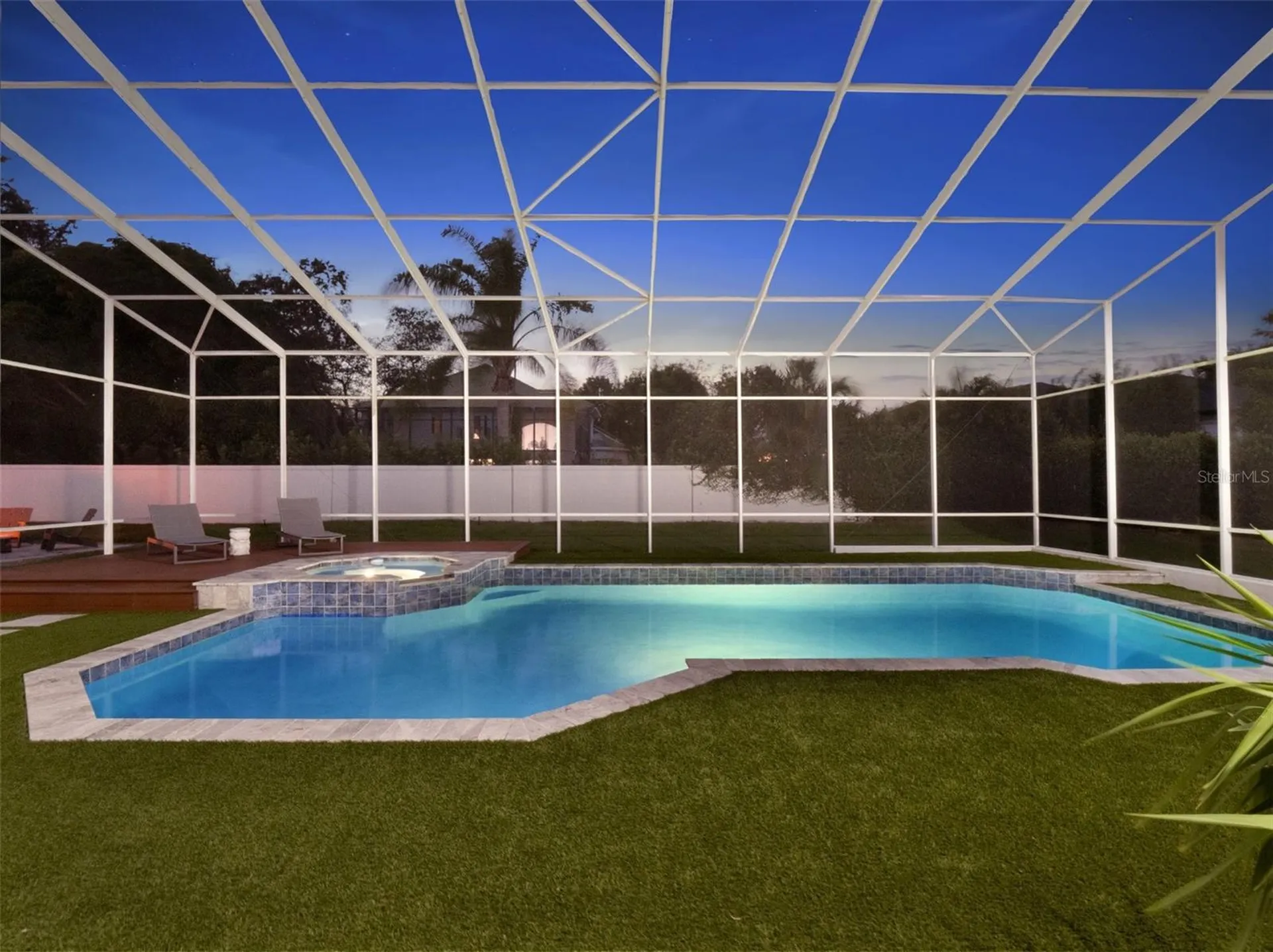 9111 Mid Pines Court Orlando FL 32819