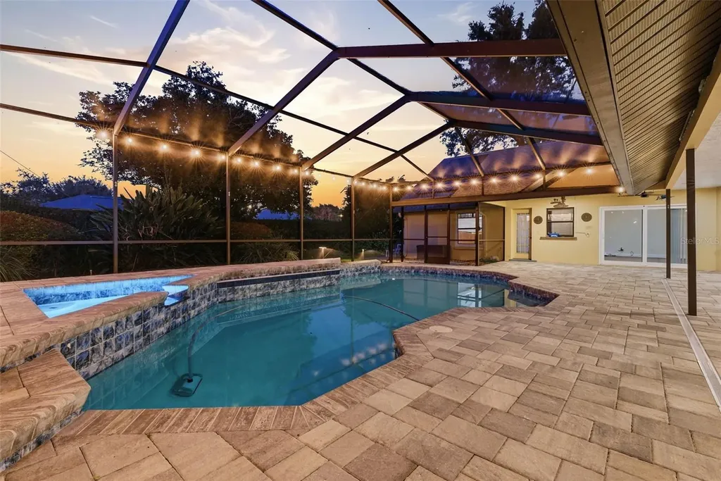 3612 Sugar Loaf Lane Valrico FL 33596