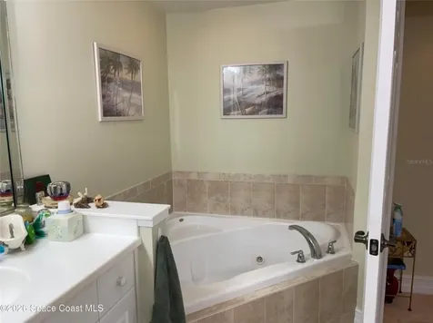 7 Indian River Avenue Titusville FL 32796
