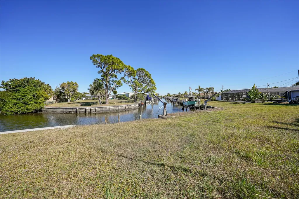 157 Deerfield Avenue NE Port Charlotte FL 33952