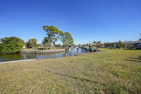 157 Deerfield Avenue NE Port Charlotte FL 33952