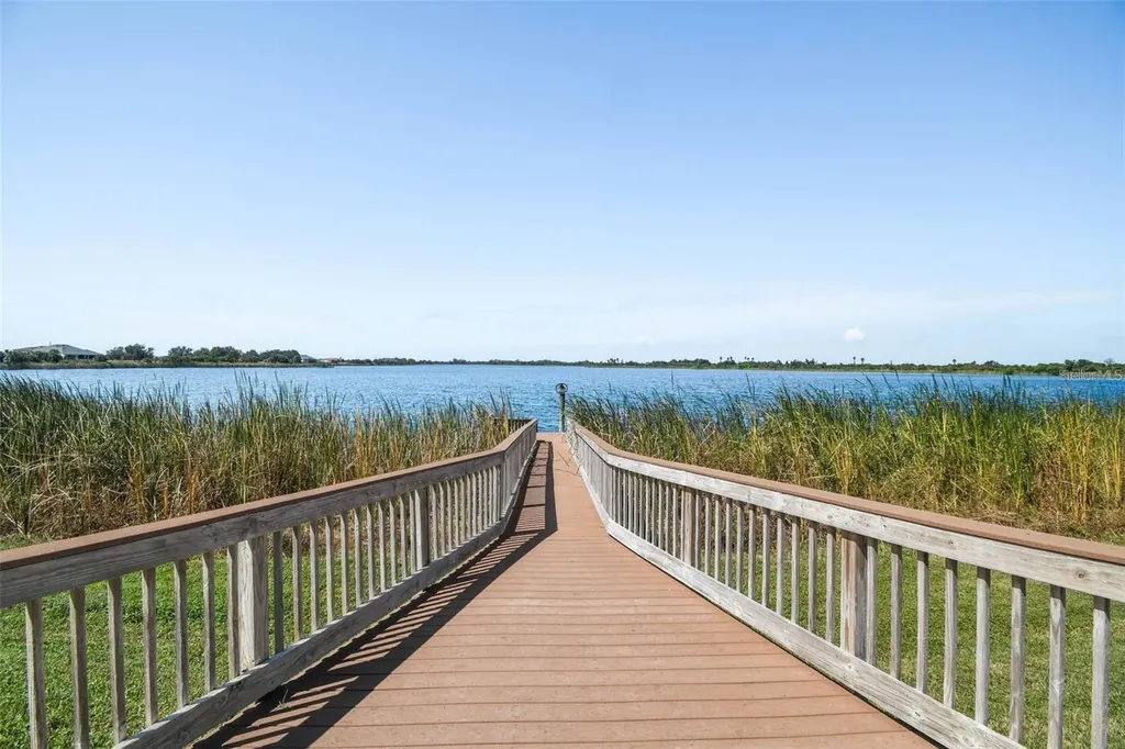 3215 Gulf City Road Ruskin FL 33570