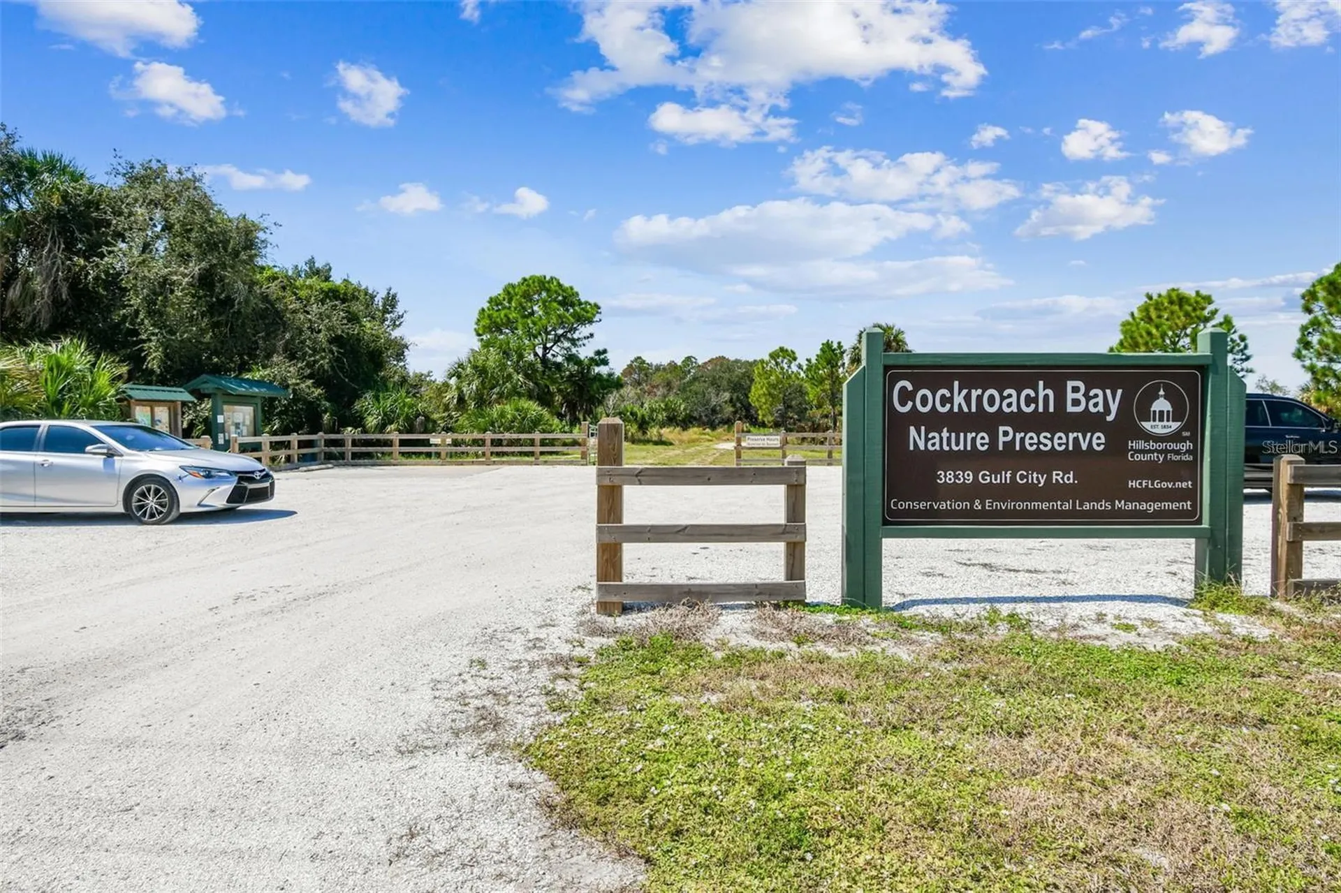 3215 Gulf City Road Ruskin FL 33570