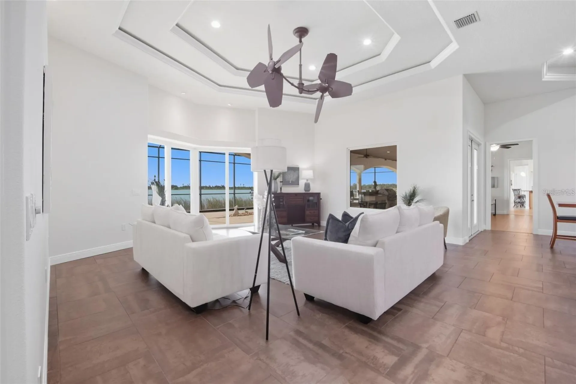 3215 Gulf City Road Ruskin FL 33570