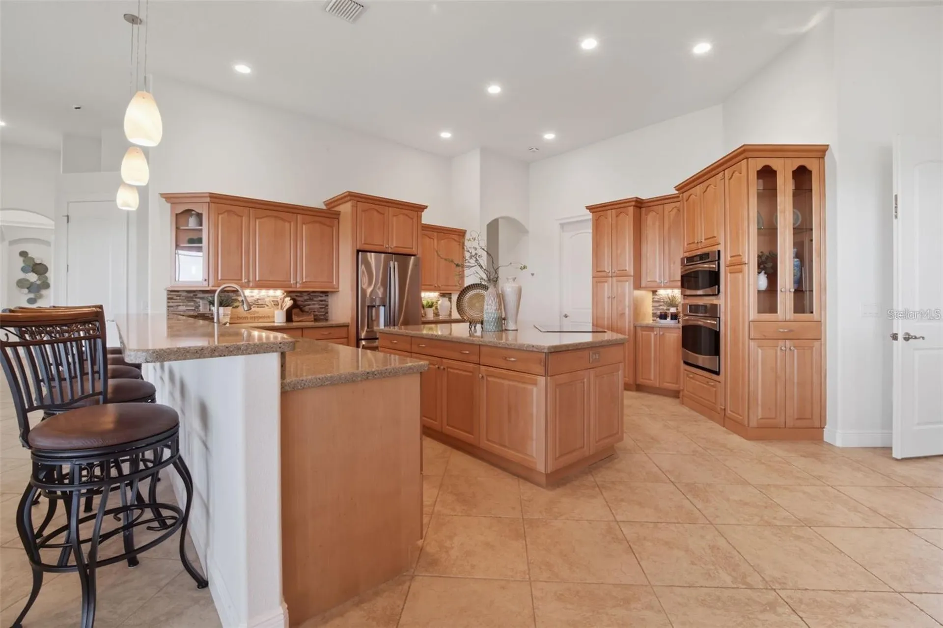 3215 Gulf City Road Ruskin FL 33570