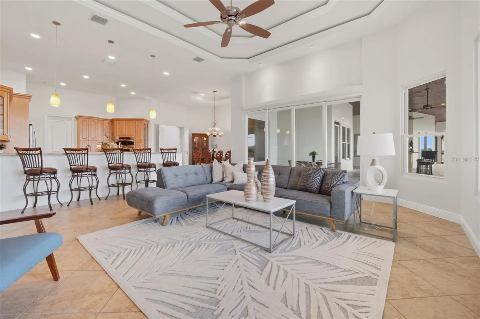 3215 Gulf City Road Ruskin FL 33570