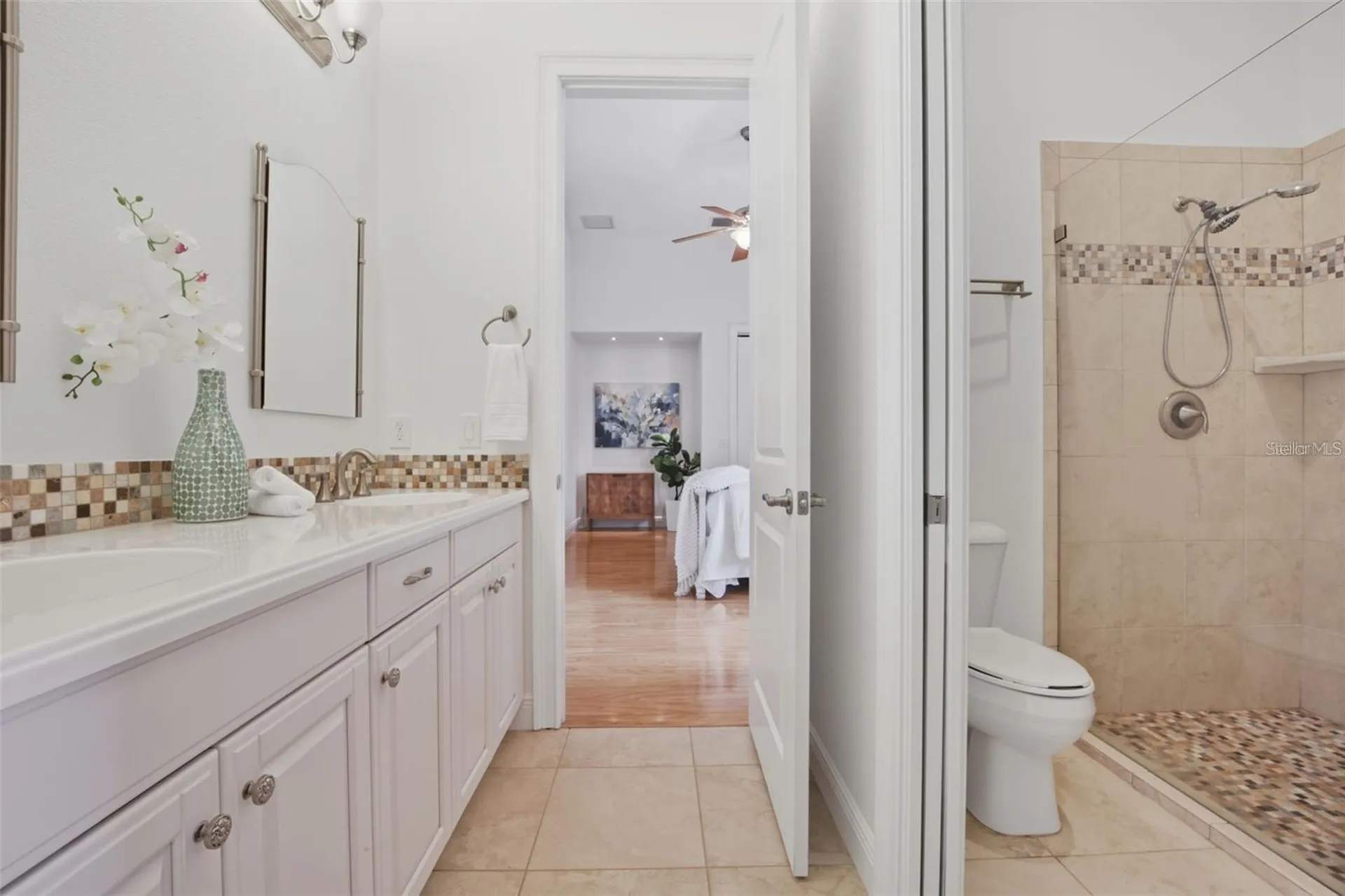 3215 Gulf City Road Ruskin FL 33570