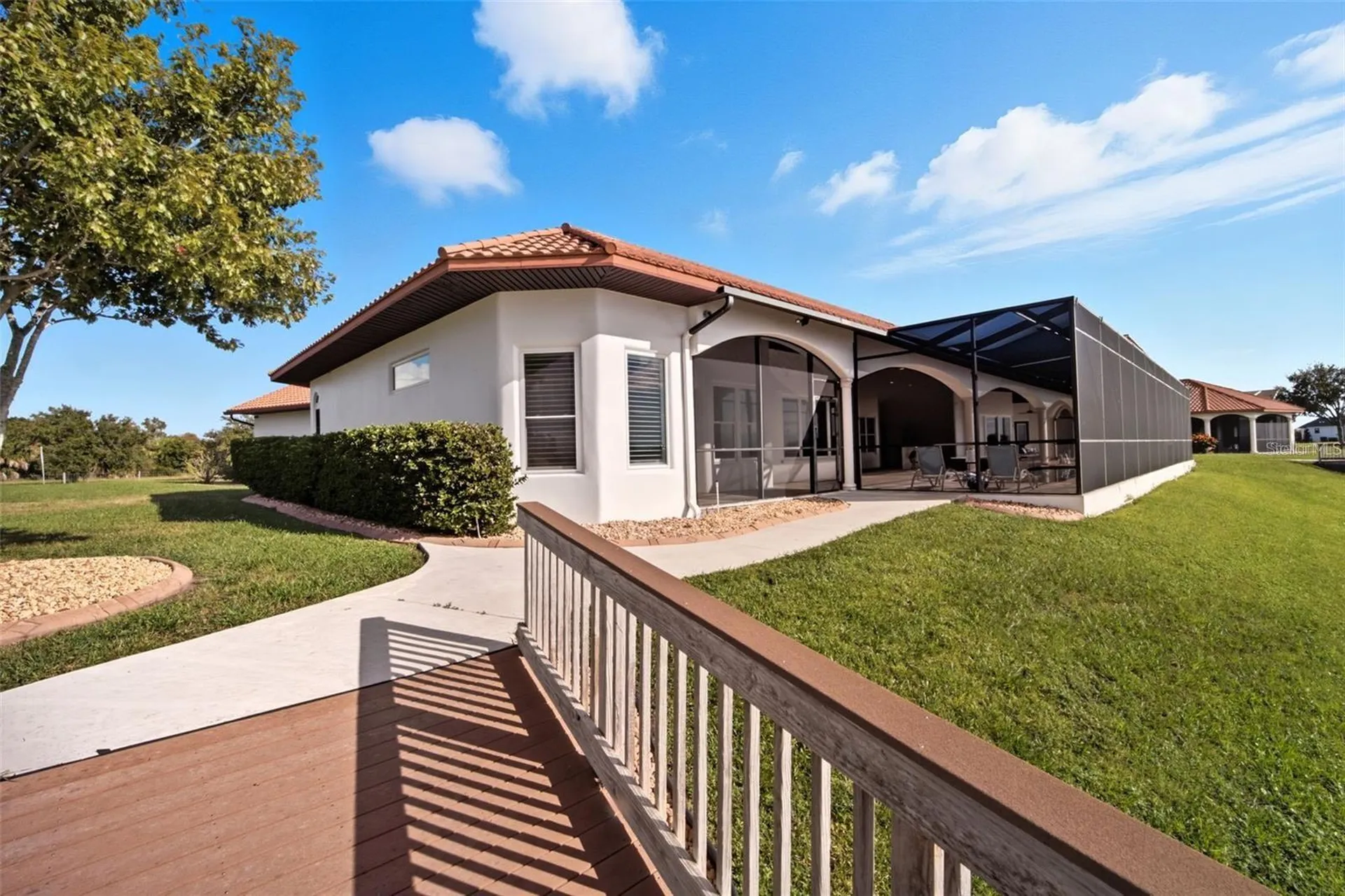 3215 Gulf City Road Ruskin FL 33570
