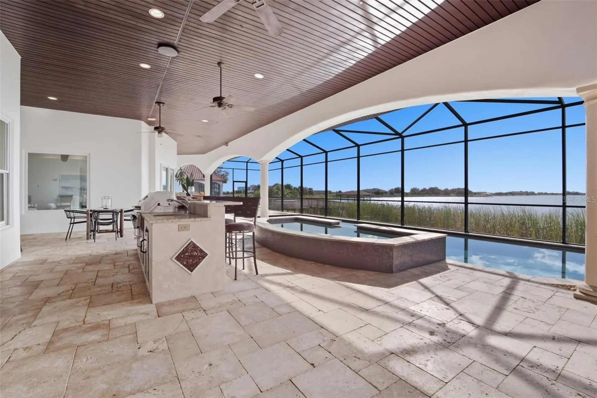 3215 Gulf City Road Ruskin FL 33570