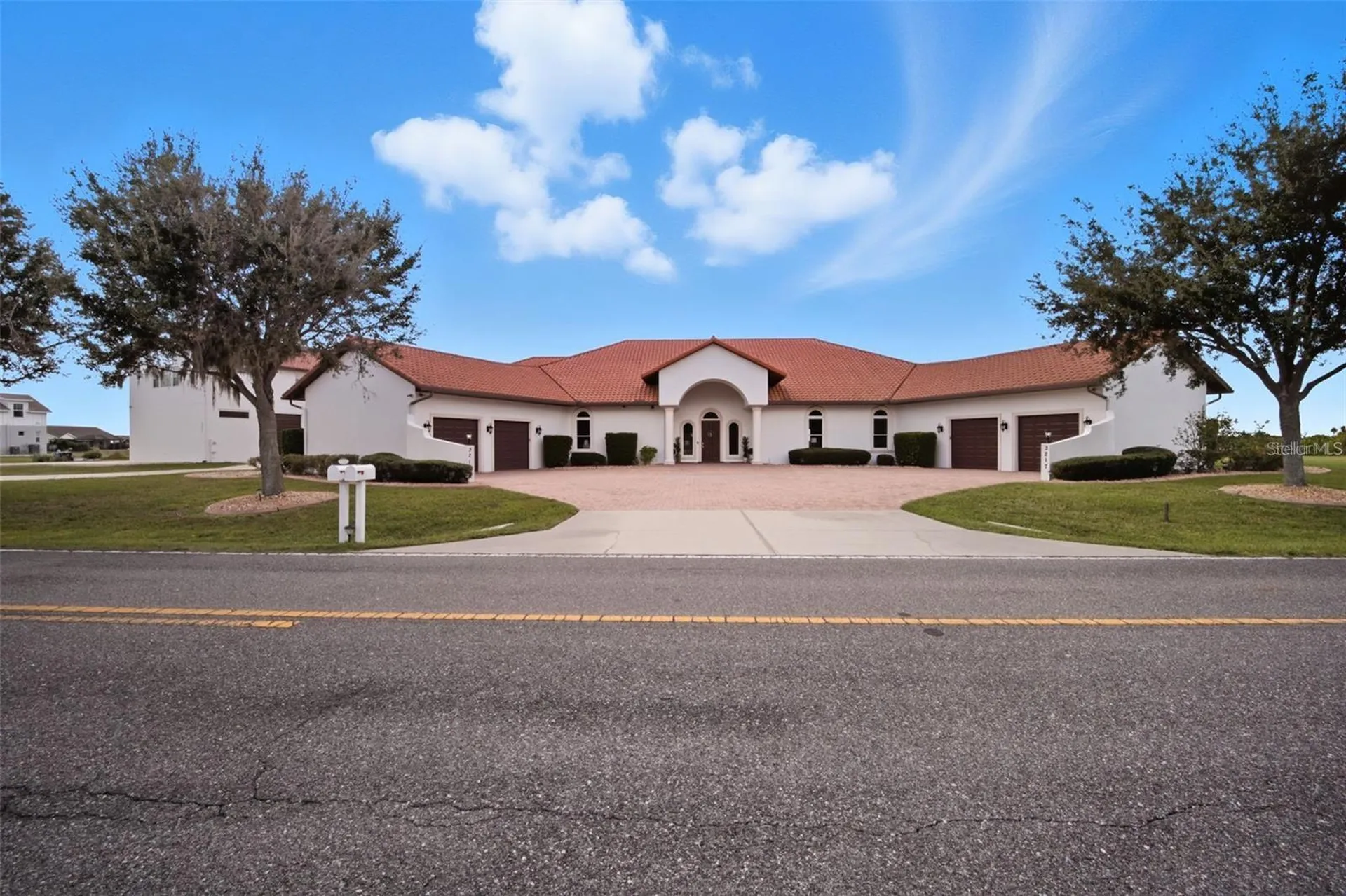 3215 Gulf City Road Ruskin FL 33570